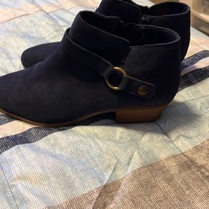 Navy blue ankle boots